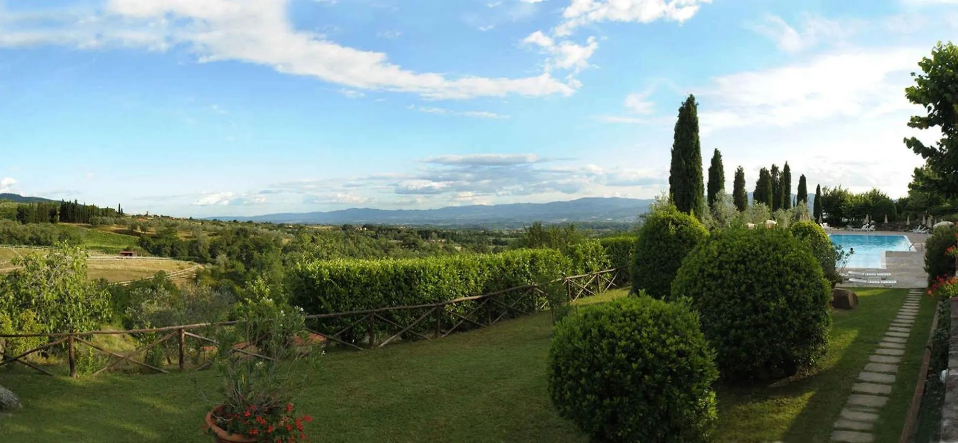 Apartments In Reggello/Toskana 23818 Italy